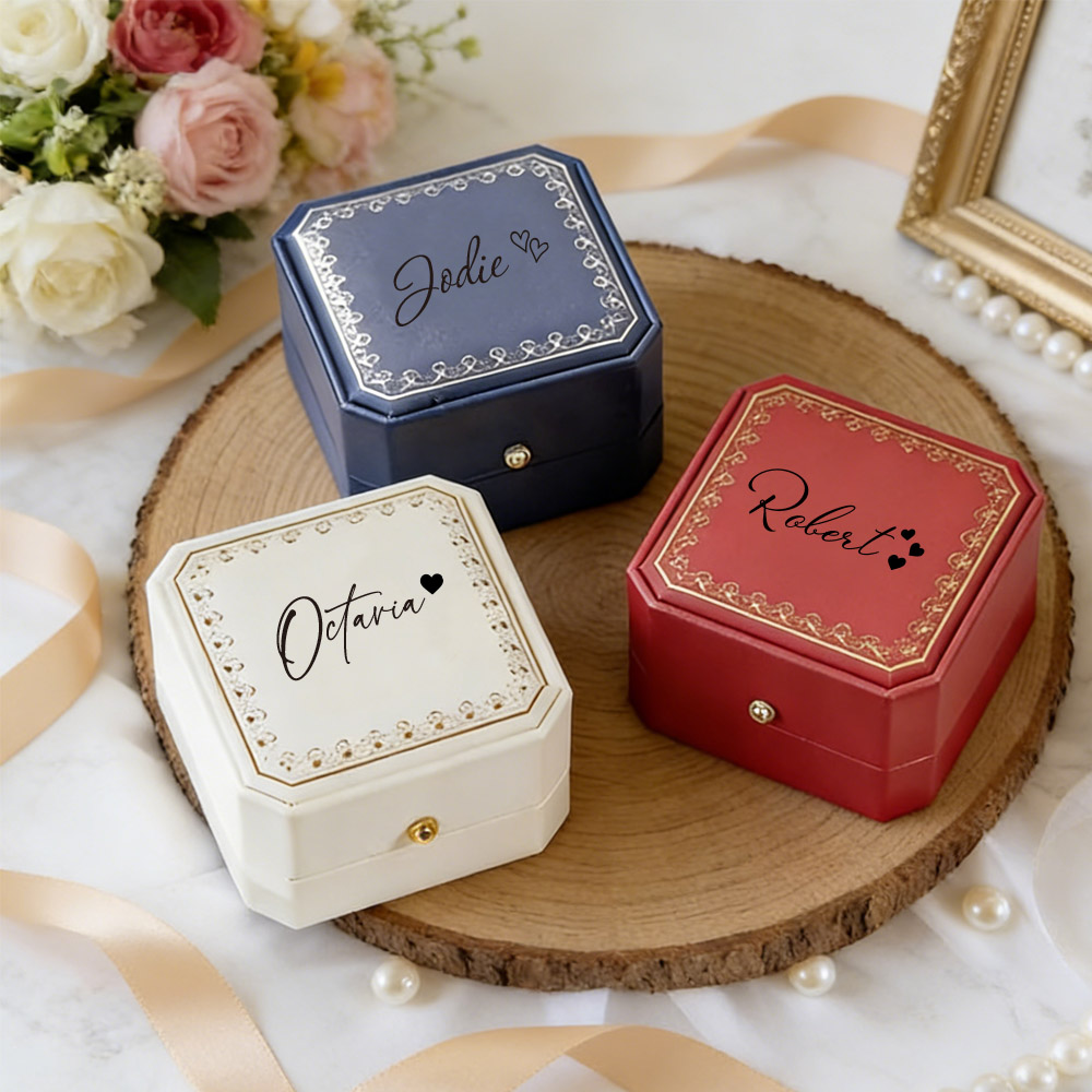 Gepersonaliseerde ringendoos v - Wedding Packaging recensie en prijs